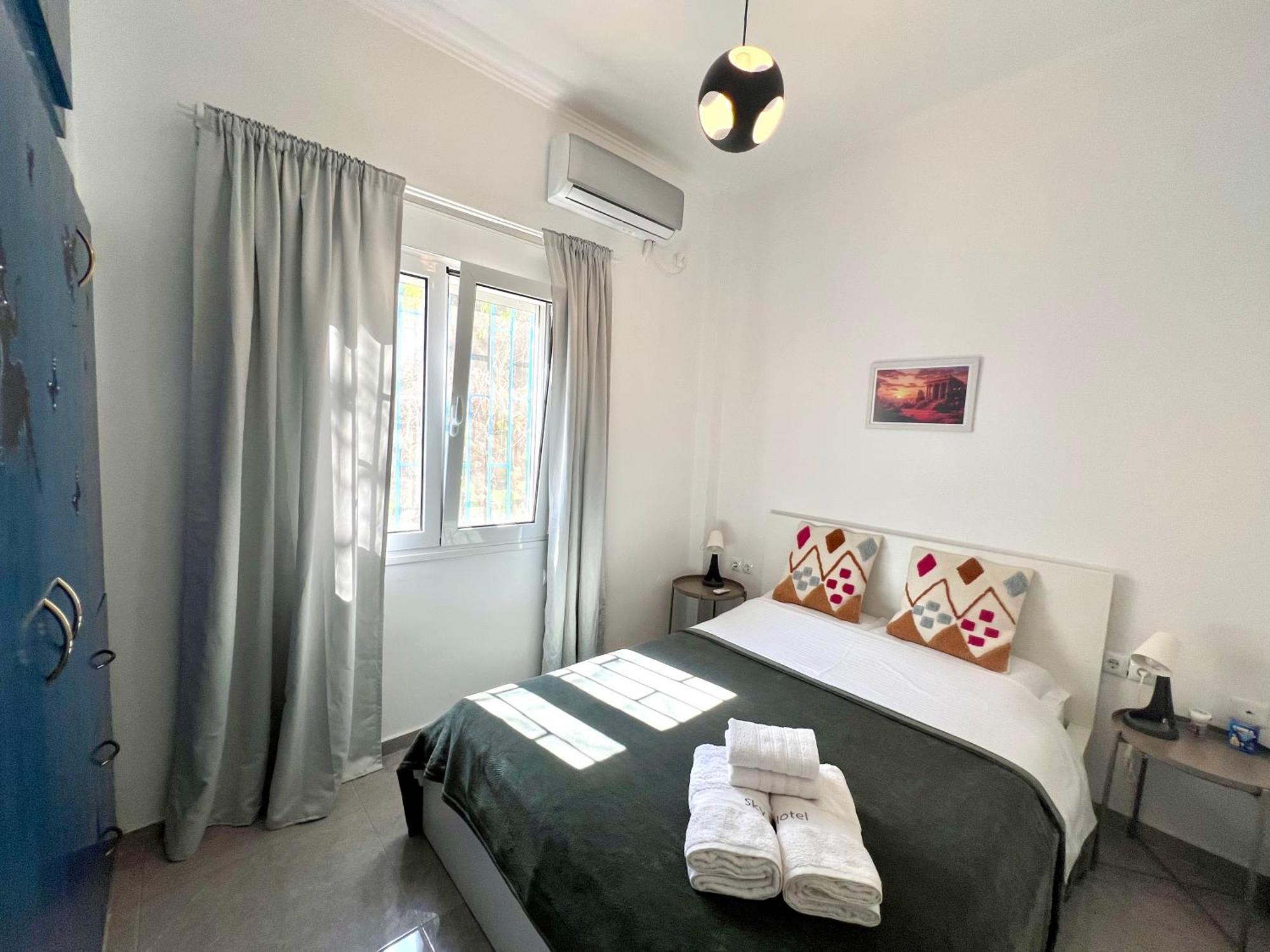 Sky Inn With Great Location Wonderful Acropolis View In Neos Kosmos Athena Bagian luar foto